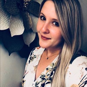 Meet your Posher, Hailey